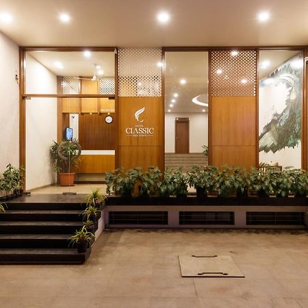 Hotel Classic Mid Town, Kolhapur Extérieur photo