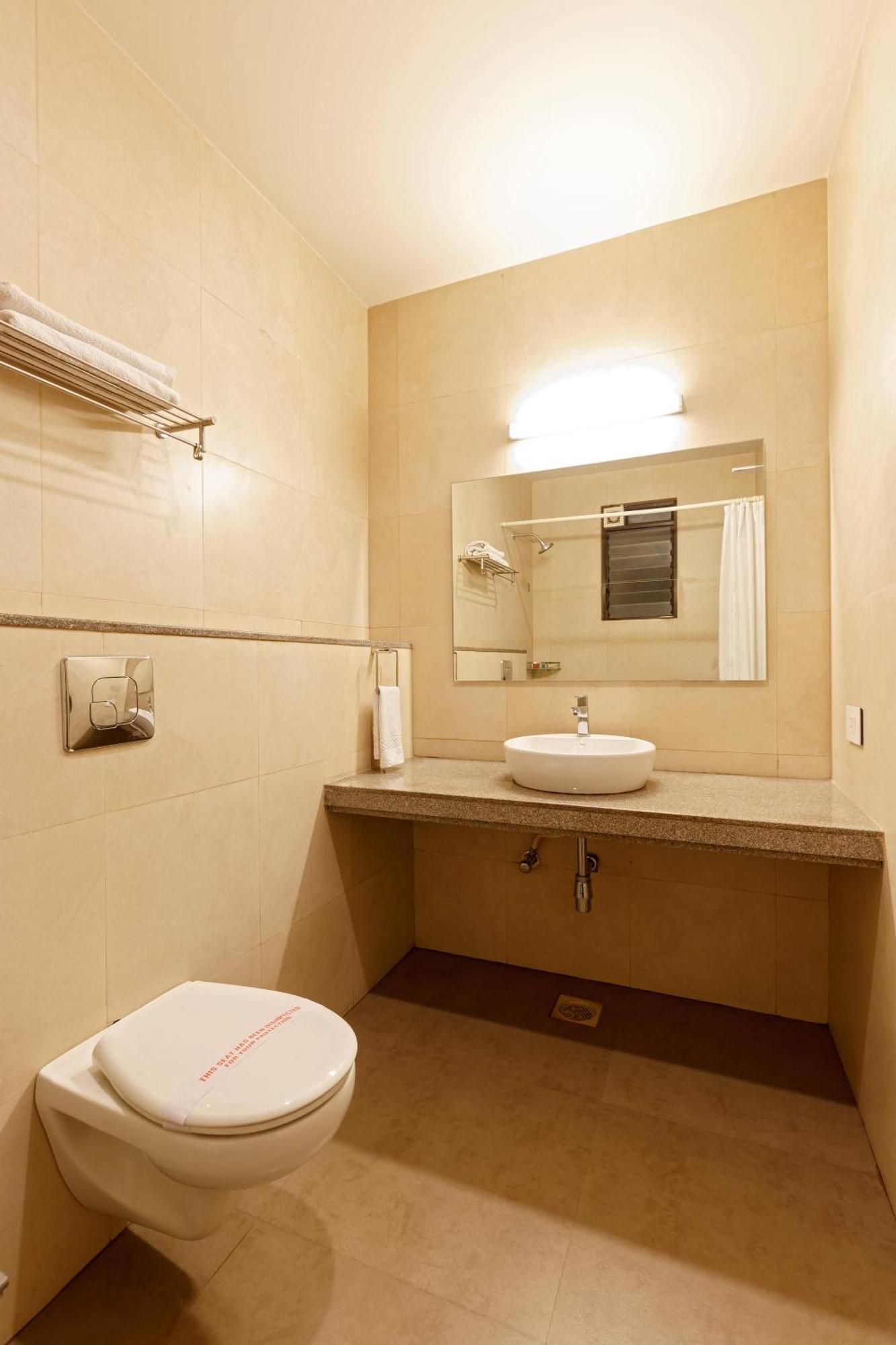 Hotel Classic Mid Town, Kolhapur Extérieur photo