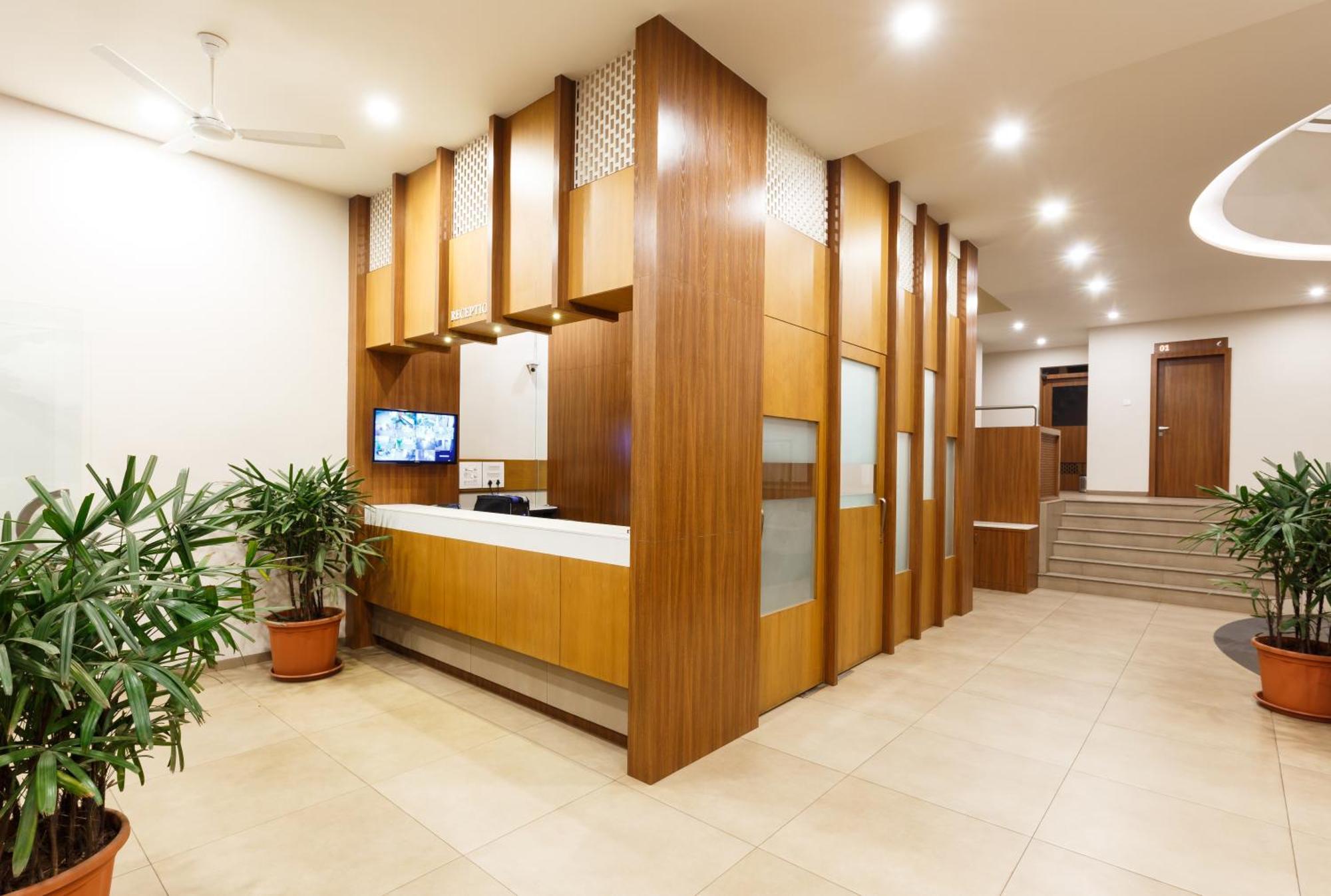 Hotel Classic Mid Town, Kolhapur Extérieur photo